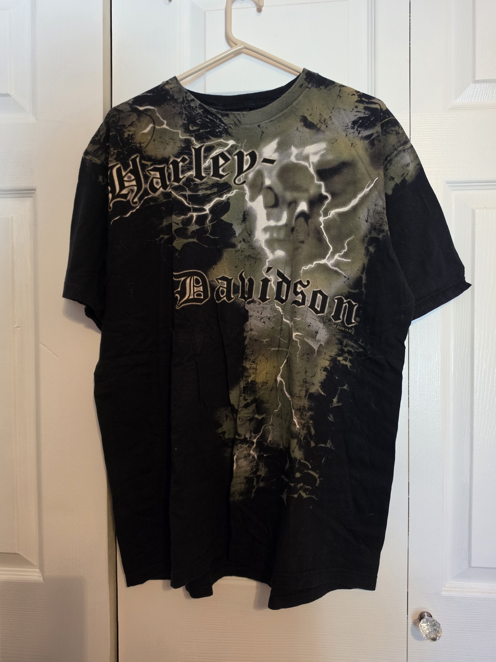 Harley-Davidson Black & Olive Lightning Skull Graphic Tee